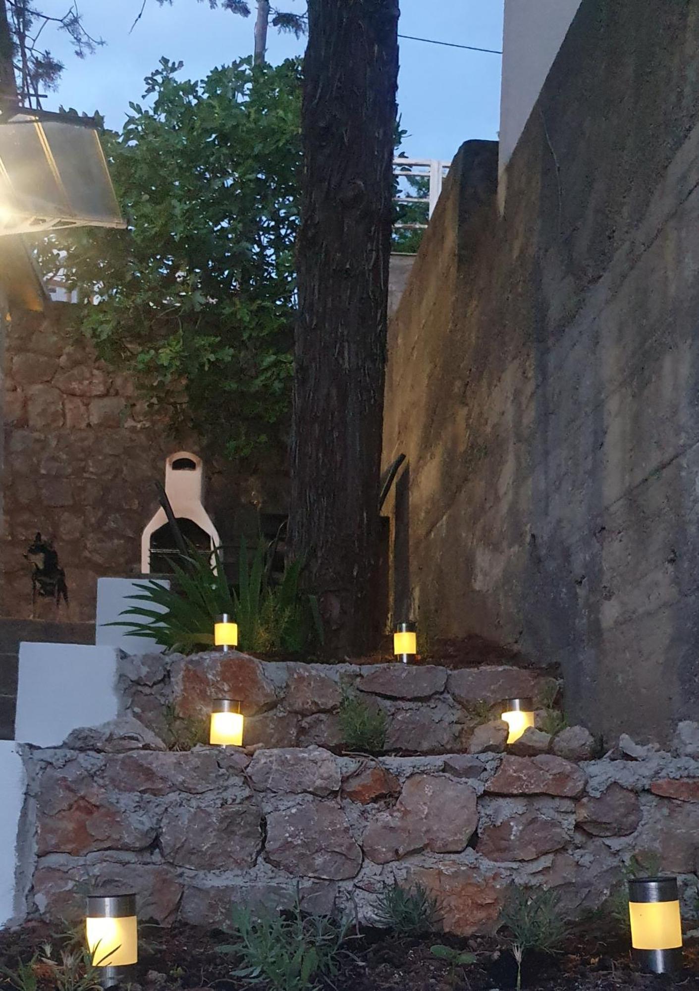 Apartmani Sara Marija Karlobag Kültér fotó